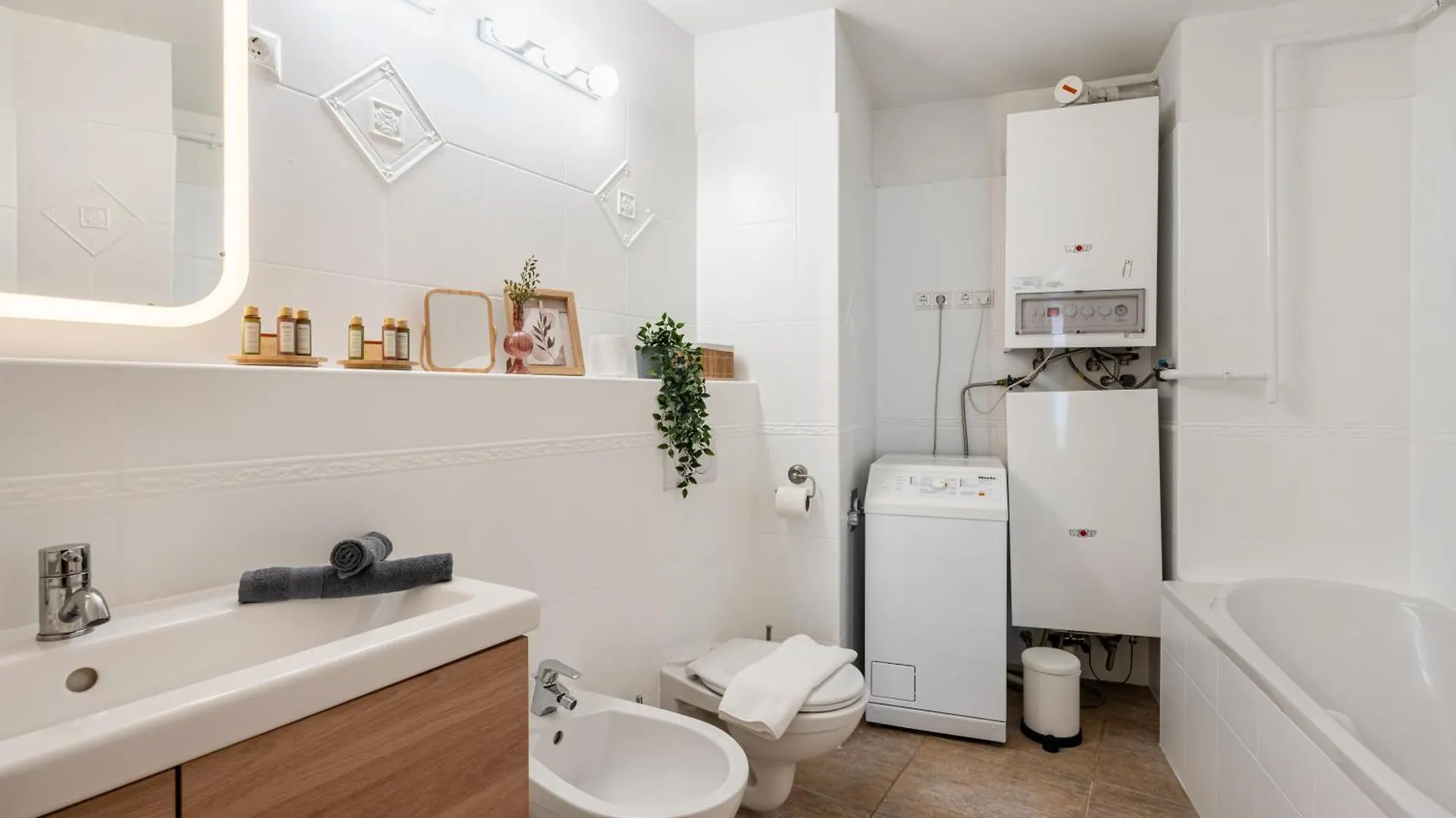 Spacious Rooftop Home With Parliament&Danube View Budapest 0*,